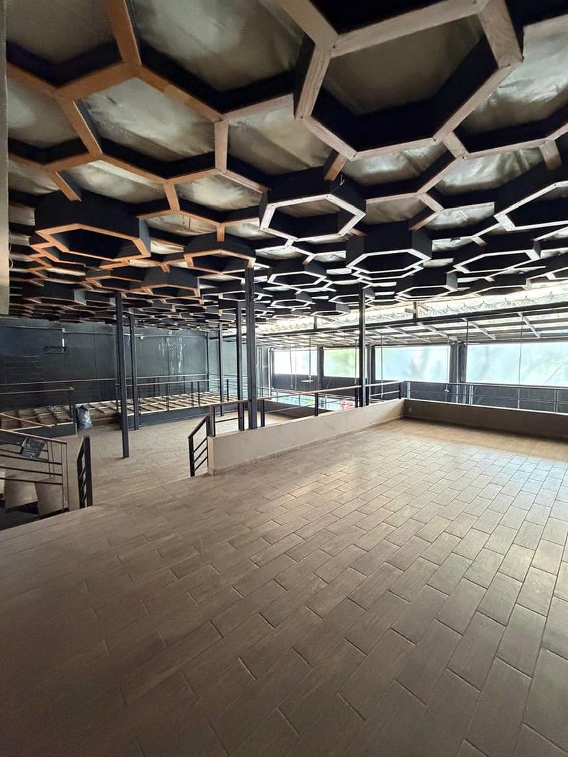 Gallery main