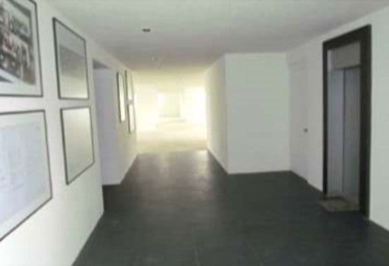 Gallery main