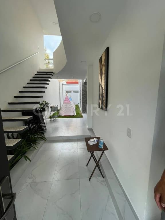 Gallery preview 2