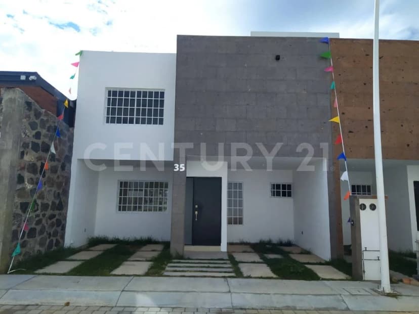 Gallery main