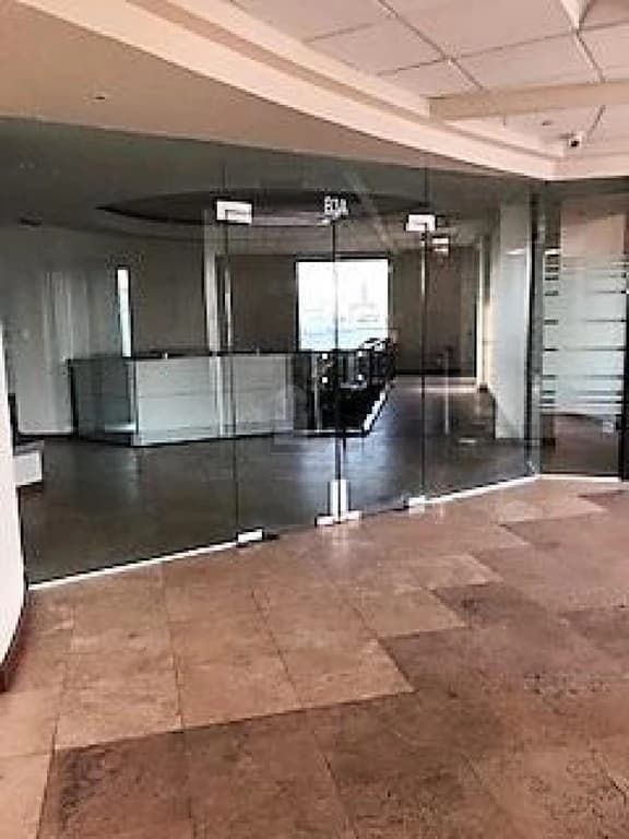 Gallery main