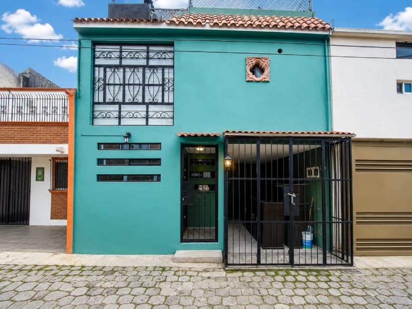 Gallery main