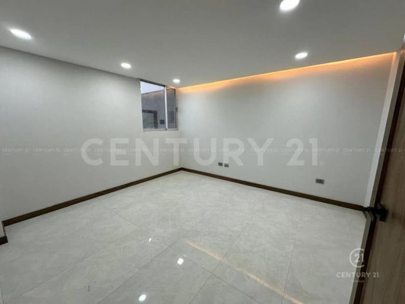 Gallery preview 3