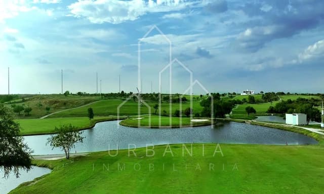 Casa en Fracc. Las Aves Residencial & Club de Golf