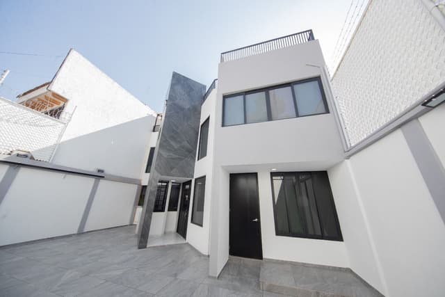 Hermosa casa recién remodelada en Villa Coapa