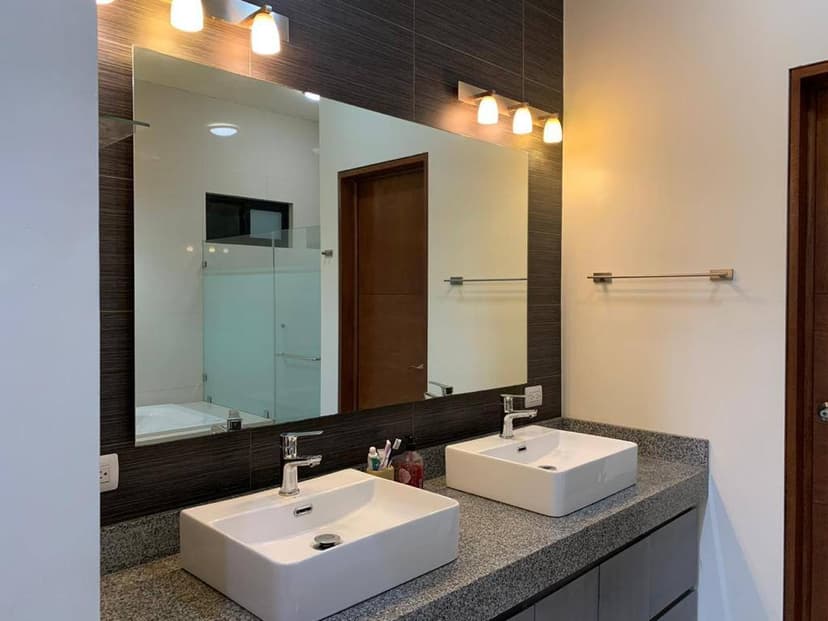 PROPIEDAD EN VENTA AL SUR DE LA CIUDAD DE MONTERREY
