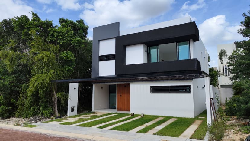 VENDO CASA DE 3 RECAMARAS CON ALBERCA PROPIA EN VIA CUMBRES EN AV HUAYACAN