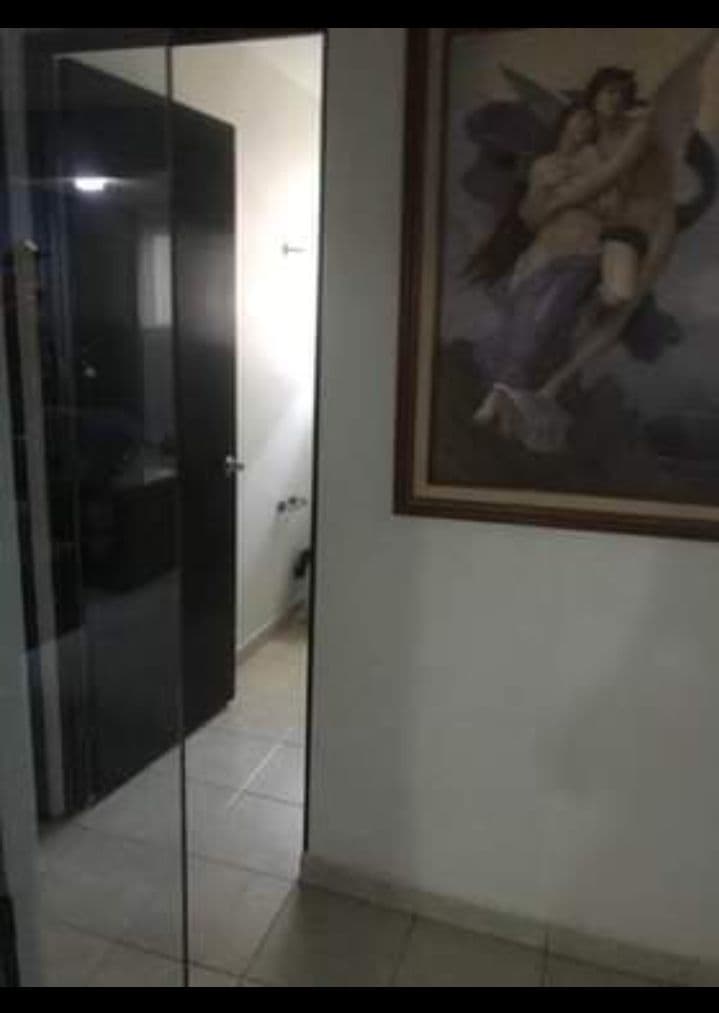 Gallery preview 3