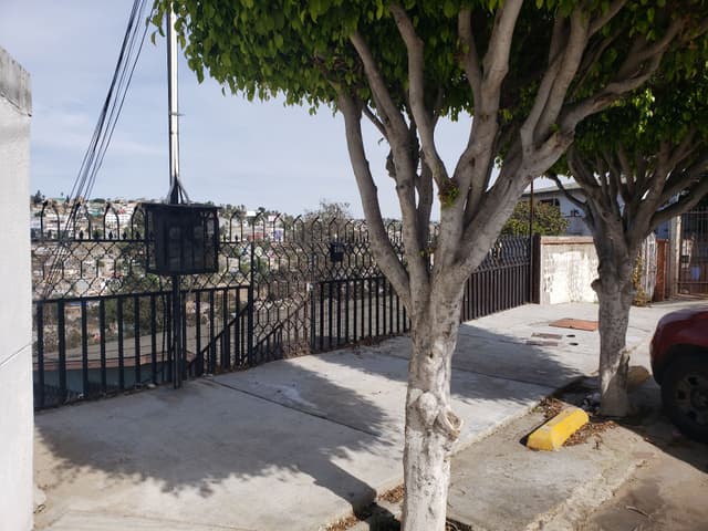 VENTA DE CASA EN ANEXA POSTAL TIJUANA, MUY CERCA A ZONA RÍO