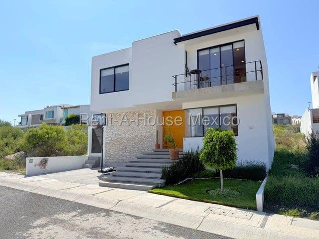 Casa en venta en ZIBATÁ, Querétaro