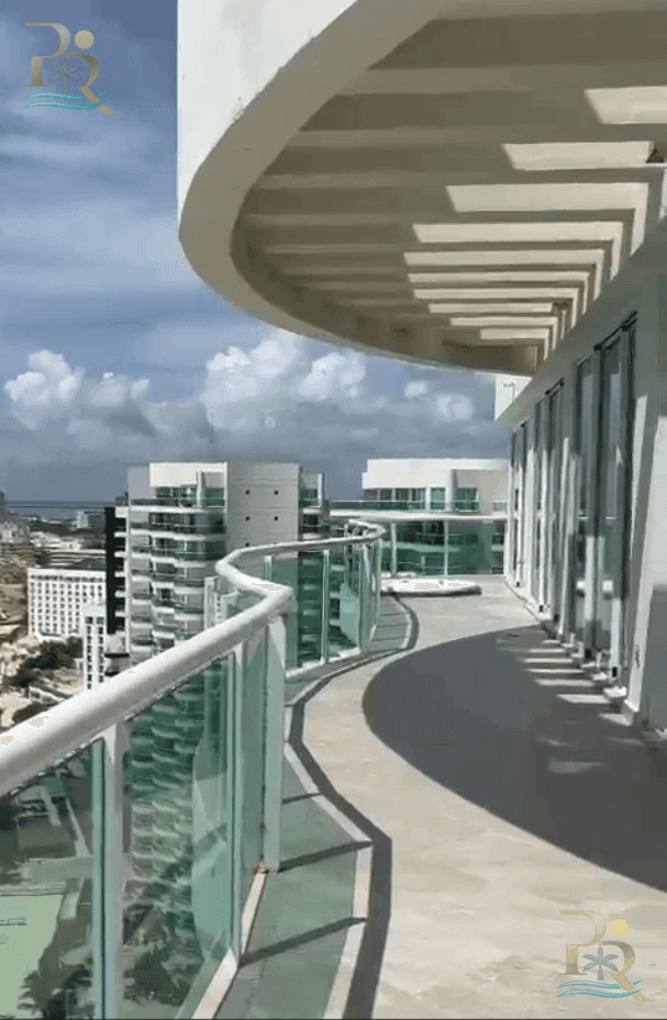 ¡Vive el lujo y la comodidad en el corazón de Cancún! 🌴🌊