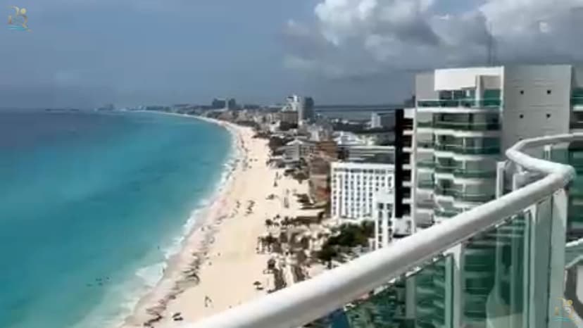 CONDOMINIO DE RENTA EN ÁREA EXCLUSIVA DE CANCUN FRENTE AL MAR Y CON VISTA A LA LAGUNA TAMBIÉN..