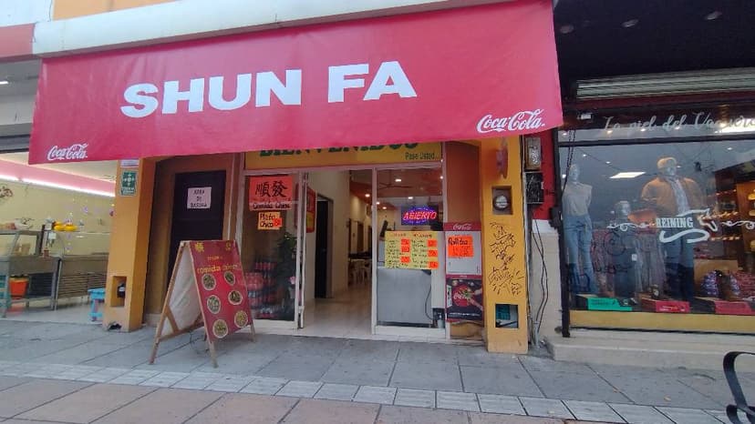 LOCAL COMERCIAL EN PLAZA MORELOS
