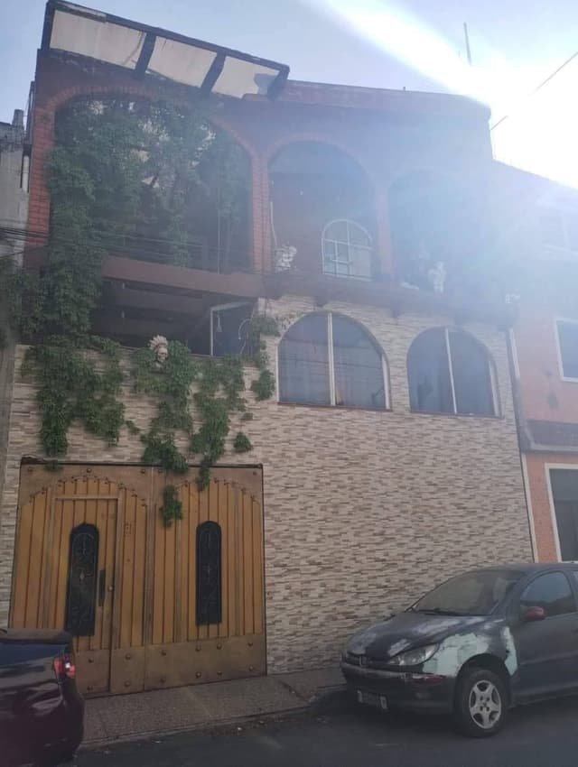 Propiedad 3 niveles iztapalapa