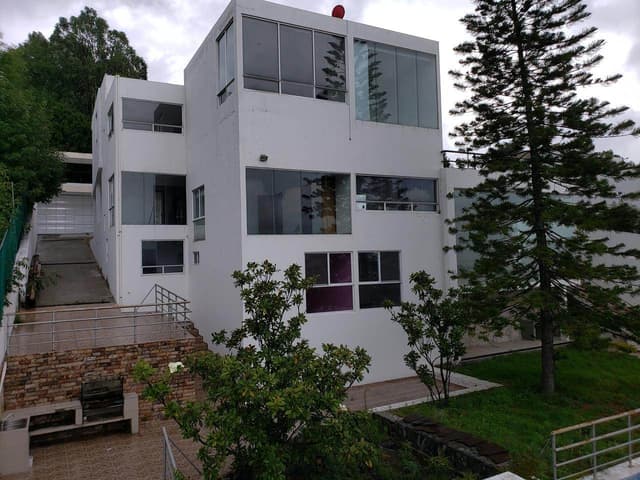 Hermosa casa en remate !!!,con hermosa vista ala ciudad de puebla .