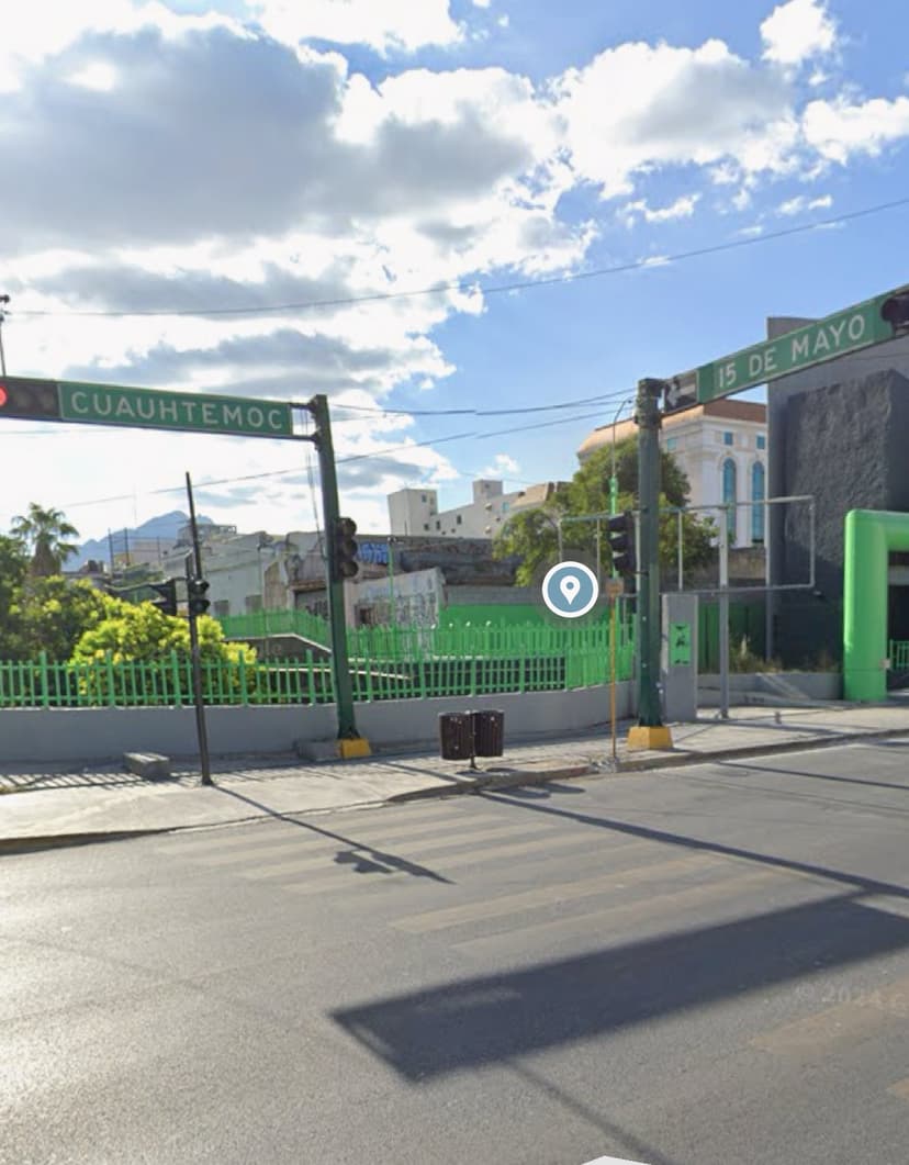 Venta Lote en esquina centro