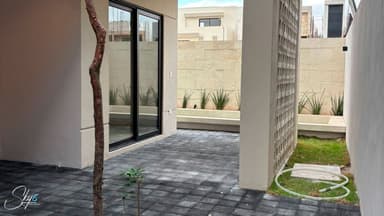 property image preview0