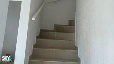 property image preview0