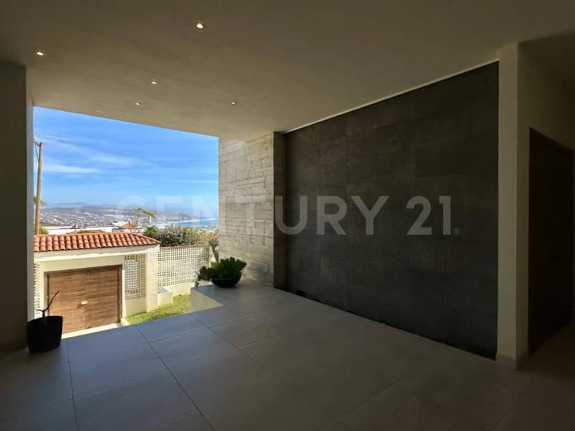 Gallery preview 3
