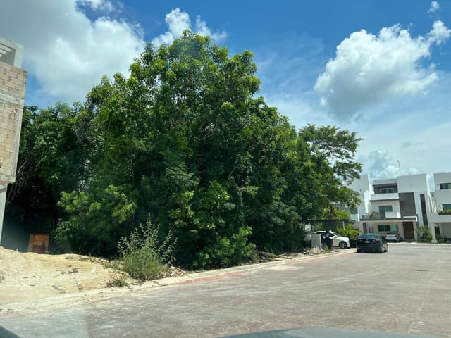 Terreno en venta de oportunidad en Residencial Aqua Cancun