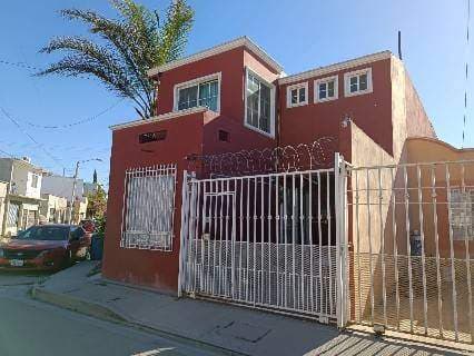 casa a solo 5 minutos de la nueva garita de otay