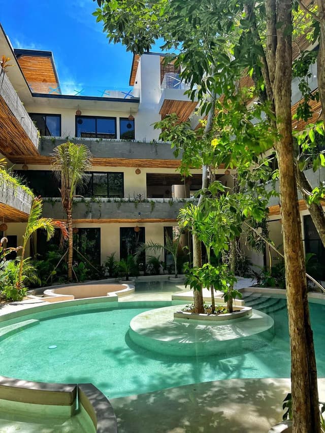 Venta Penthouse con rooftop y alberca privada cerca de playa en Tulum