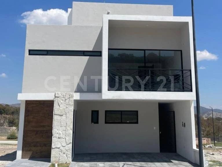 Gallery main