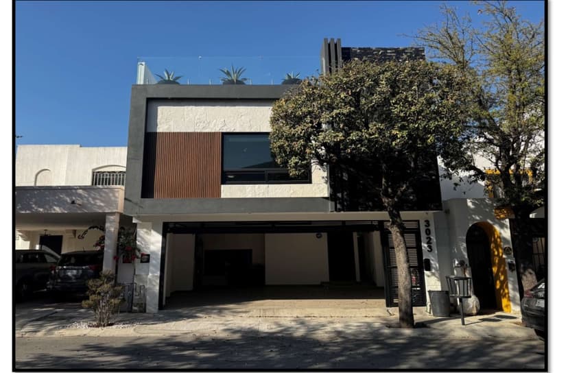 Residencia en venta Bosques del Contry