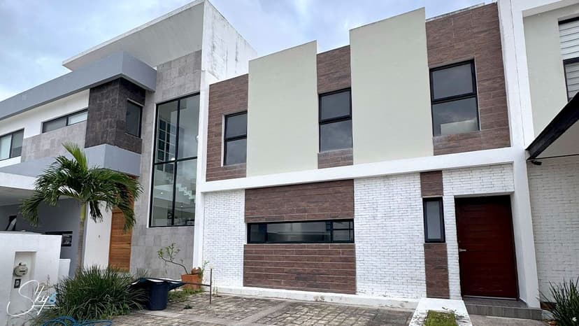 Tu nuevo comienzo está aquí: casa con roof garden en Aqua Residencial