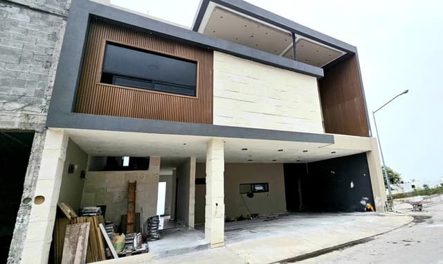 CASA EN VENTA CUMBRES ELITE PREMIER RMG030