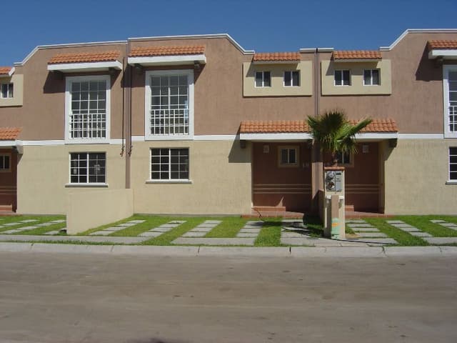 Preciosa casa en condominio en renta