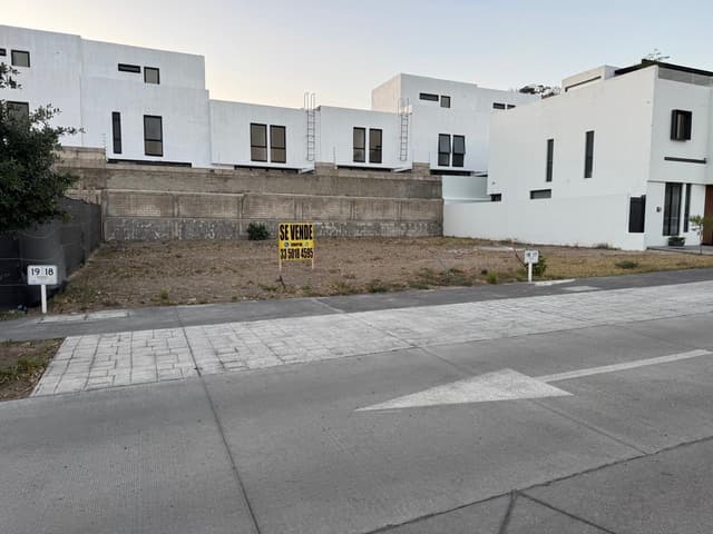 Terreno en venta en el Eden