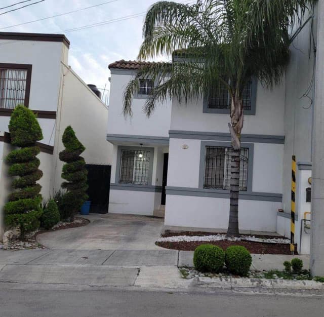 CASA EN RENTA PASEO DE CUMBRES JO0020