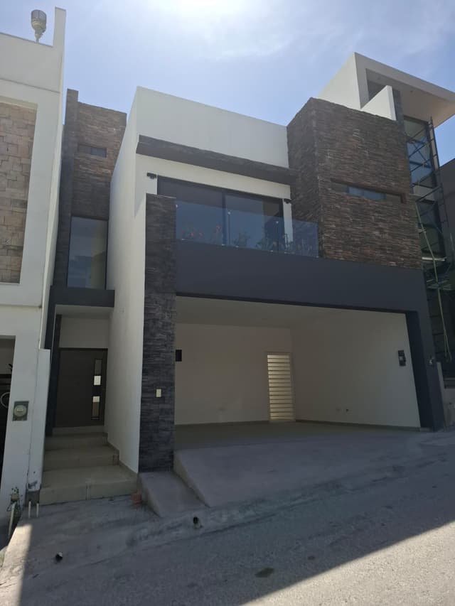 Casa en VENTA en Cumbres Elite Premier Sector Pirineos