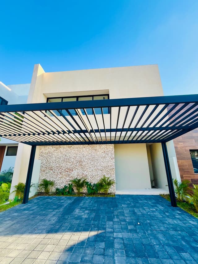 Venta de casa en Cancún, residencia exclusivo Río Cancún
