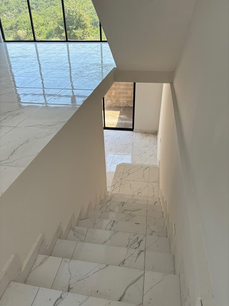 Gallery preview 3