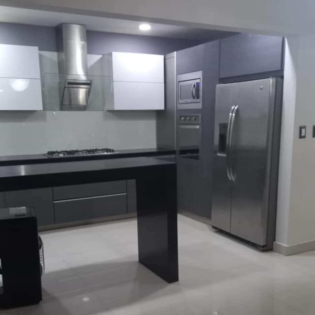 CASA EN RENTA EN PRIVADAS DE CUMBRES