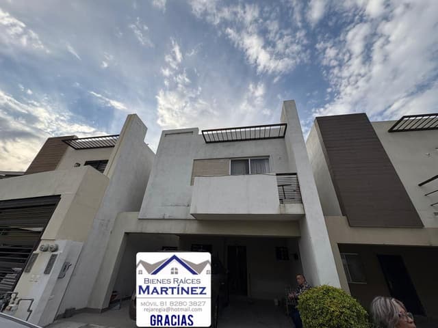CASA EN VENTA ESPACIO CUMBRES