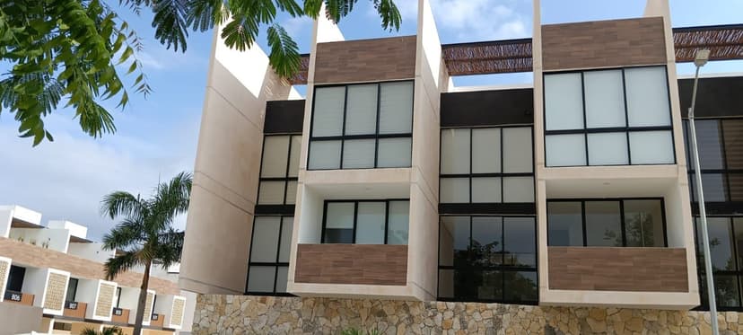 Gallery main