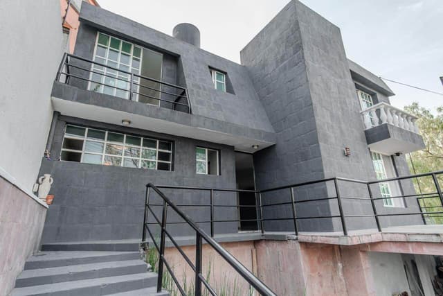 VENTA DE HERMOSA CASA DE LUJO