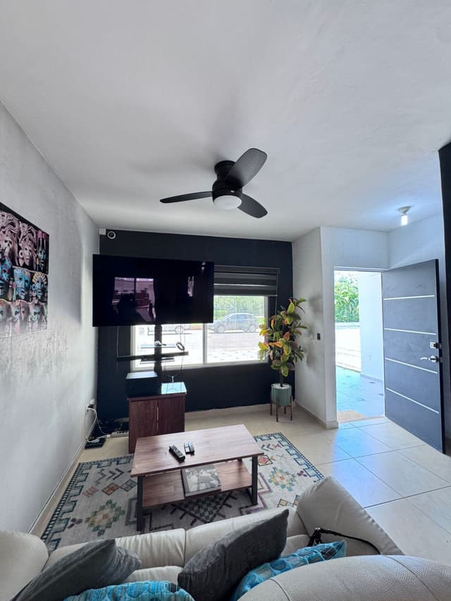 CASA EN VENTA EN JARDINES DEL SUR