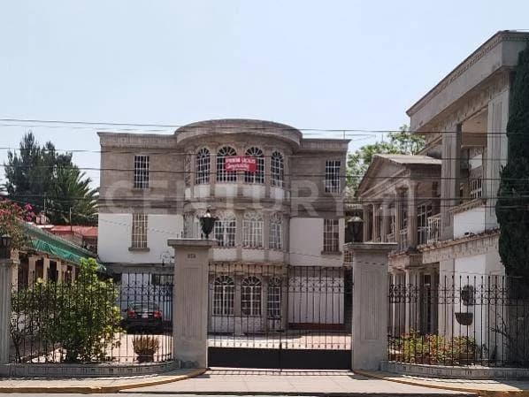 Gallery main