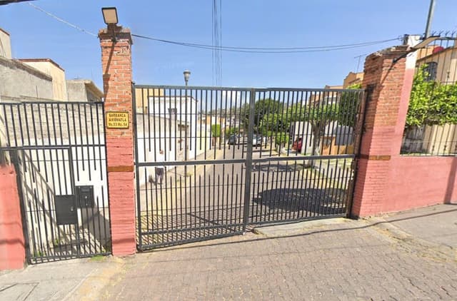 JVV- REMATE DE CASA EN UNIDAD SAN BUENAVENTURA, EDO. DE MEX.