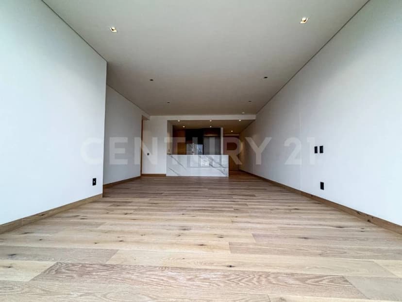 Gallery main