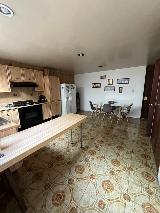 Hermosa casa en venta en Colonia Carretas