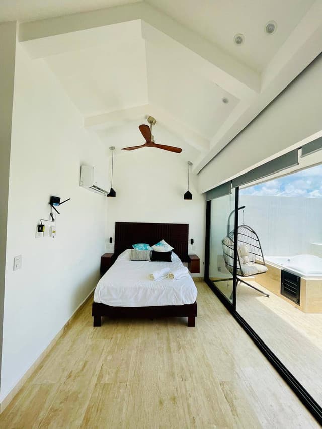 Exclusivo estudio de lujo con terraza y jacuzzi  “llave en mano” TULUM listo para escriturar. "PRECIO NEGOCIABLE"