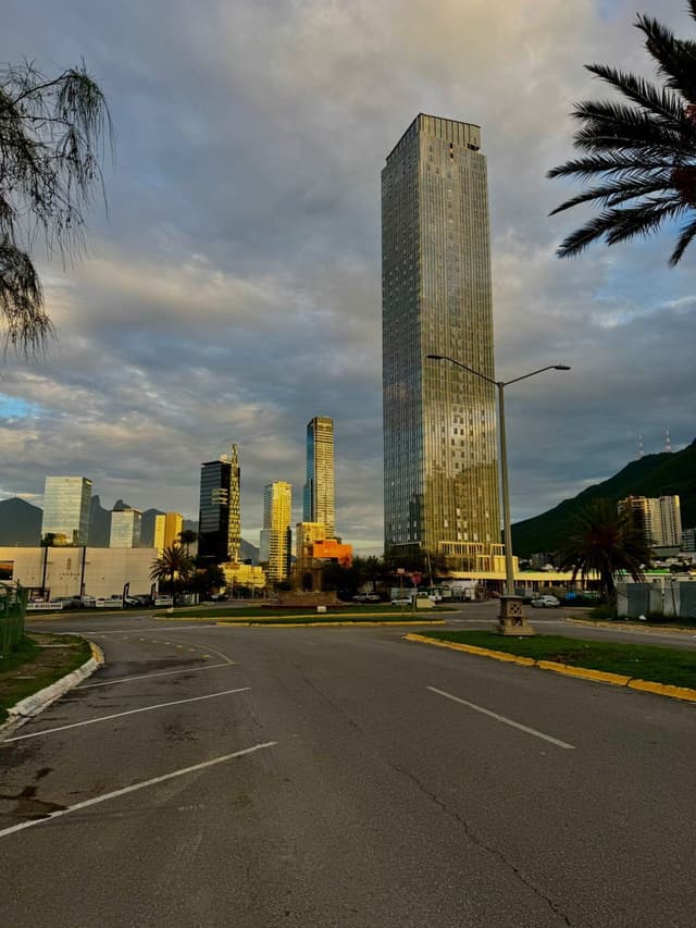 Departamento NUEVO en Venta en Torre de Lujo en Valle Oriente