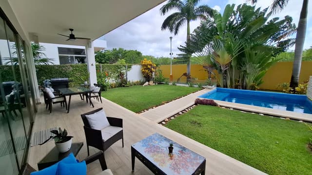 Cancún - Residencial Lagos Del Sol - Casa Acogedora Con Terraza Amplia Al Jardín Y Alberca