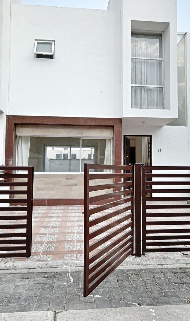 Bonita y cómoda Casa en venta en Querétaro ENTREGA INMEDIATA