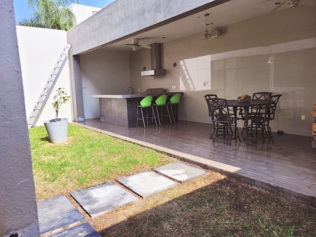 Casa Renta Encinos del Vergel Amueblada